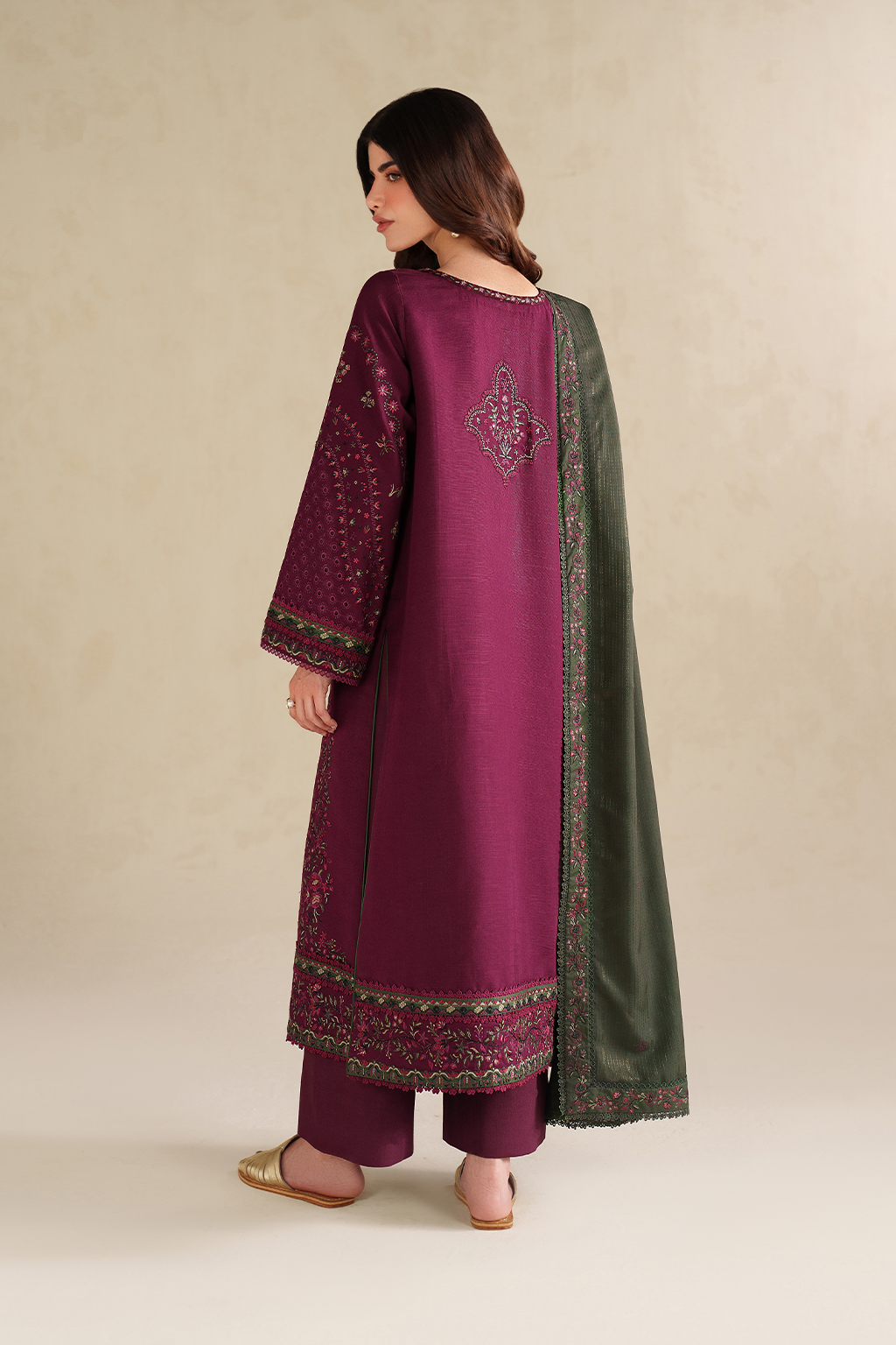 3 Piece Stitched Dhank  suit -  Ready  to  Wear