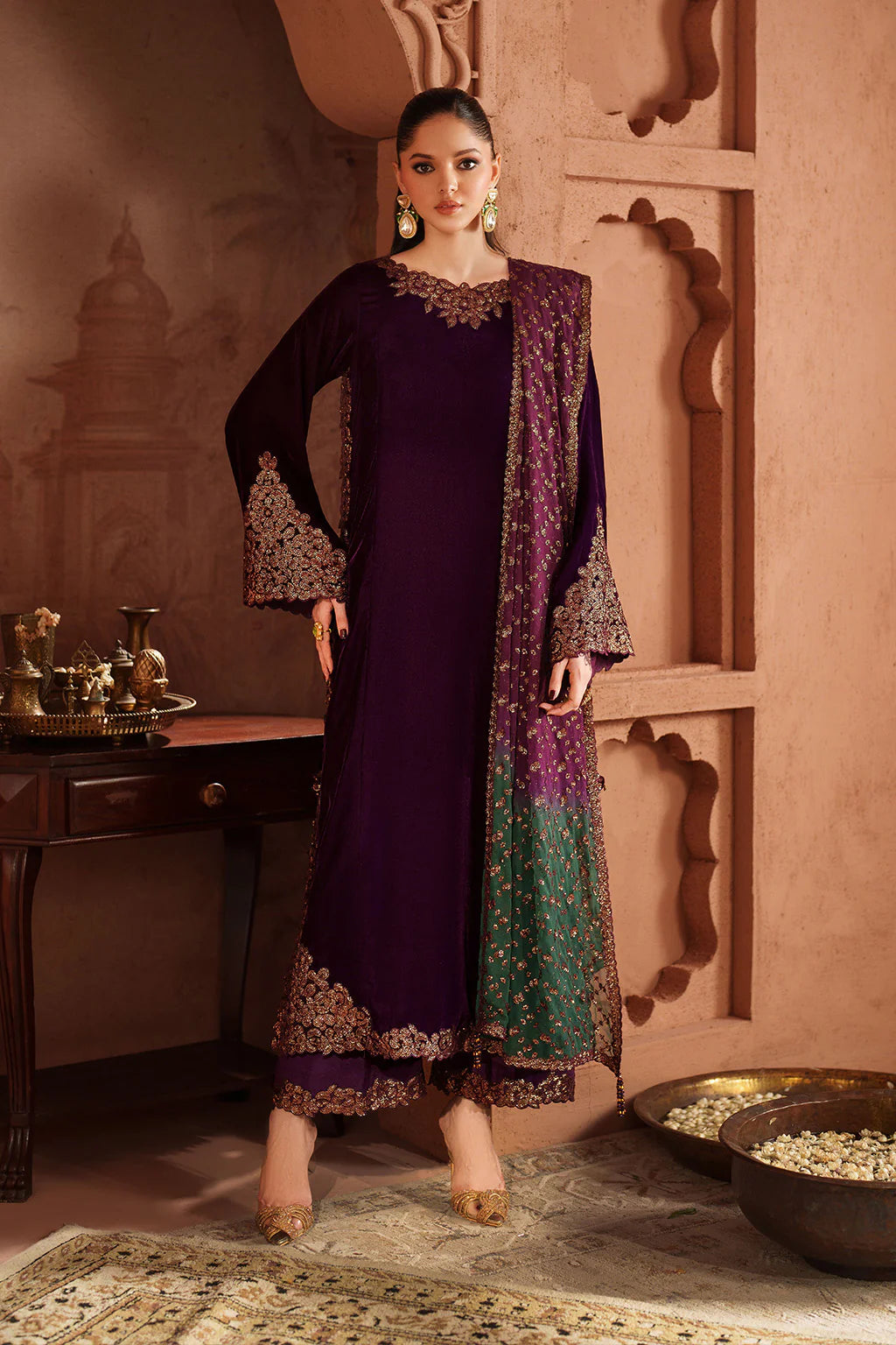 Luxury Embroidered Velvet Wedding Suit - Plum